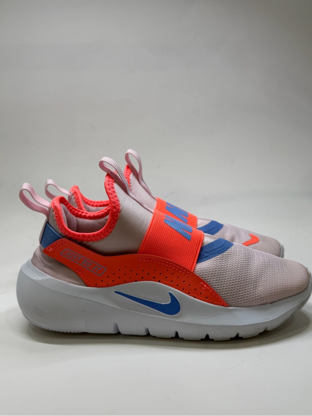 Nike Kids Slip-On Sneakers in Pink, Coral & Blue - Picture 6 of 11